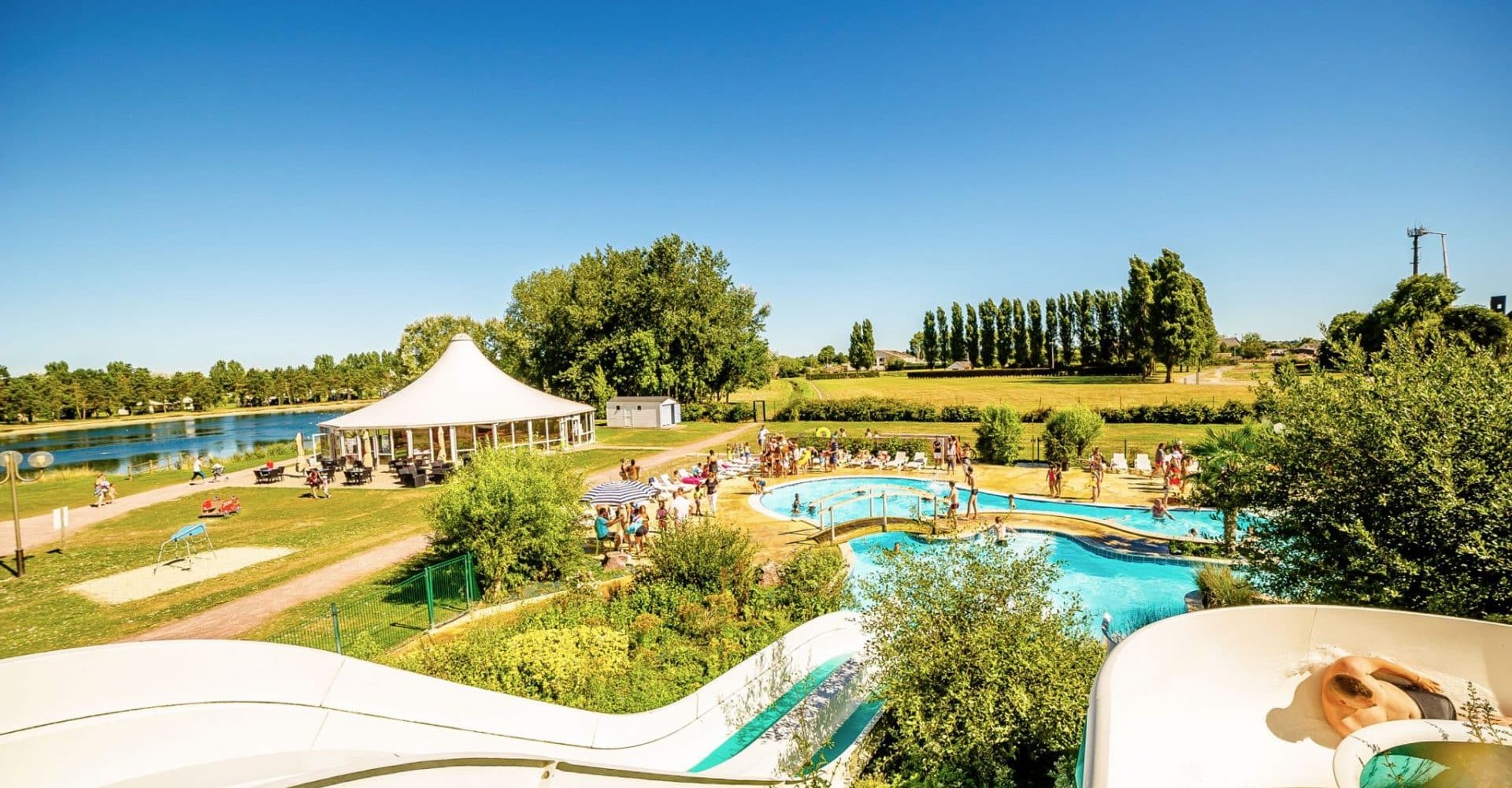 Espace aquatique de notre camping à Isigny-sur-Mer - Camping Le Fanal