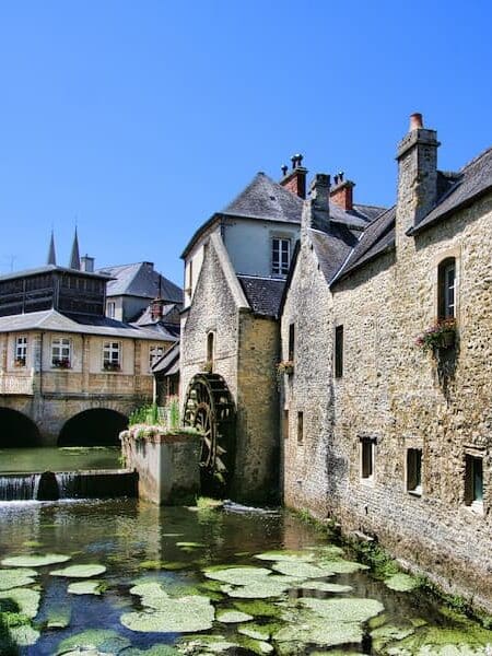Riviere Bayeux en Normandie - Camping le Fanal